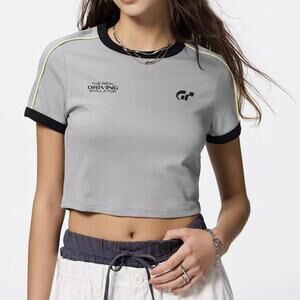 Uniqlo GU Graphic Cropped T-Shirt | Gran Turismo Baby Tee NWT Medium